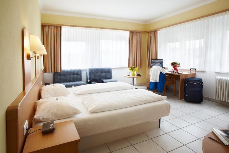 Hotel Perekop Berdorf Room photo