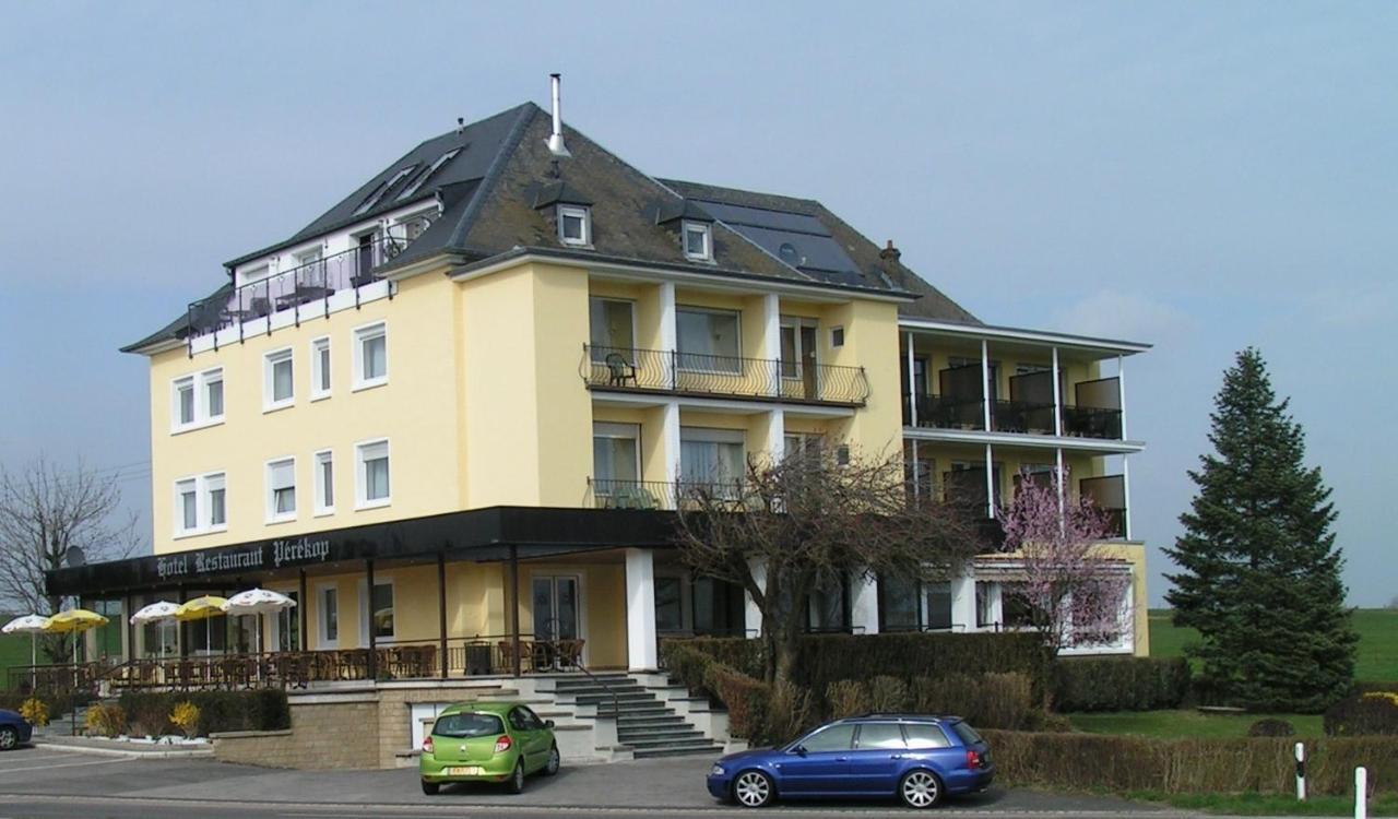 Hotel Perekop Berdorf Exterior photo